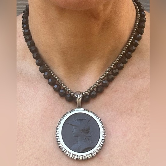 French Kande Jewelry - NWOT French Kande Emmanuelle Cameo Necklace